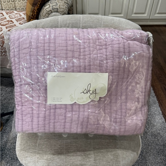 Sky Pintuck FULL / QUEEN Quilt Coverlet Sz 88”x 96” 100% Cotton In Lavender - Picture 6 of 15
